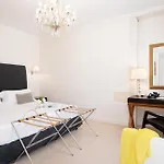 Palazzo Cavalieri 4* סירקוזה