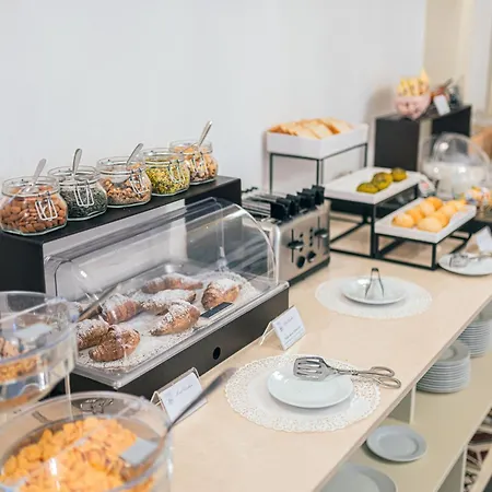 Palazzo Cavalieri Otel