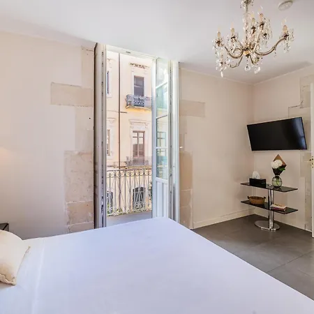 Palazzo Cavalieri Szálloda 4*