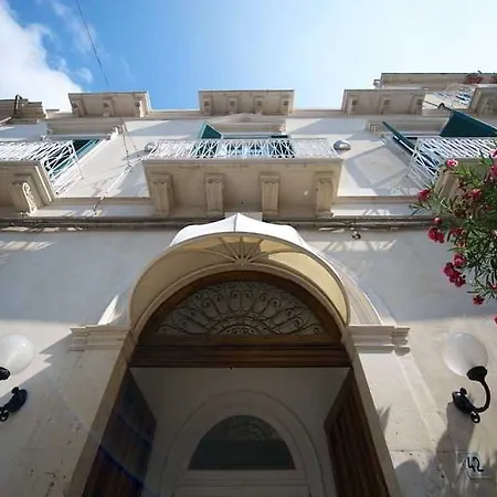 Palazzo Cavalieri 4* Syrakuzy