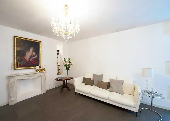 Palazzo Cavalieri 4*