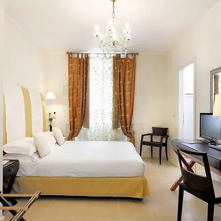 Palazzo Cavalieri 4*